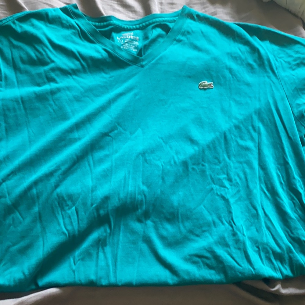 Lacoste v neck tee